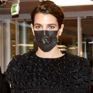 Charlotte Casiraghi - La famille princière de Monaco arrive à la soirée de Gala Plácido Domingo – Nuit espagnole au Grimaldi Forum dans la salle des Princes lors de la fête nationale de Monaco, le 19 novembre 2021. © Claudia Albuquerque/Bestimage