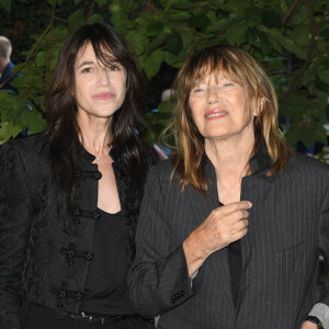 Charlotte Gainsbourg et sa mère Jane Birkin - Photocall du film "Jane par Charlotte" lors du 14ème Festival du Film Francophone d'Angoulême. © Coadic Guirec / Bestimage