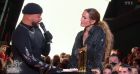 Vitaa et Slimane émus aux larmes aux NRJ Music Awards, à Cannes.