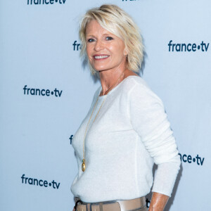 Sophie Davant lors du photocall dans le cadre de la conférence de presse de France Télévisions au Pavillon Gabriel à Paris, France, le 24 août 2021. © Pierre Perusseau/Bestimage