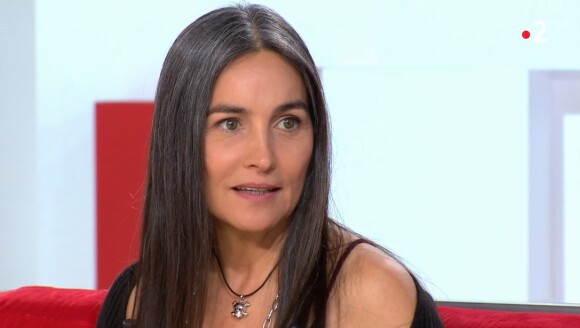 Florent Pagny et Azucena Caamaño invités dans l'émission "Vivement dimanche". Le 21 novembre 2021.