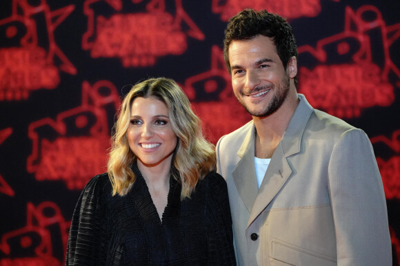 Amir et sa femme Lital - 23e édition des NRJ Music Awards au Palais des Festivals de Cannes, le 20 novembre 2021.