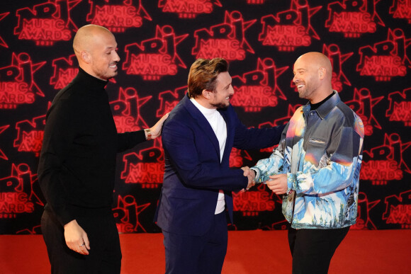 Carlito (Raphaël Carlier) et McFly (David Coscas), Franck Gastambide - 23e édition des NRJ Music Awards au Palais des Festivals de Cannes, le 20 novembre 2021.