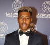 Exclusif - Presnel Kimpembe - Dîner de gala au profit de la Fondation PSG au Parc des Princes à Paris le 16 mai 2017. © Rachid Bellak/Bestimage