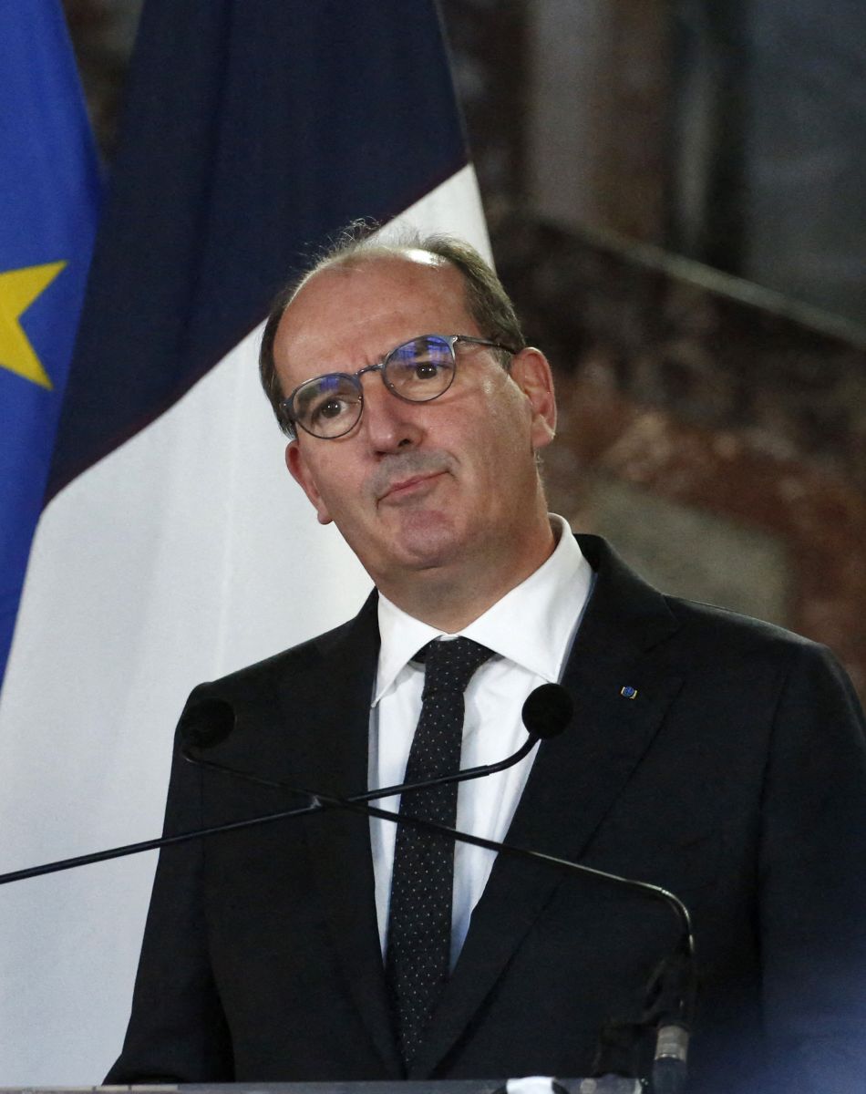 Le Premier ministre français Jean Castex tient une conférence de presse avec son homologue belge Alexander de Croo au Palais d'Egmont à Bruxelles