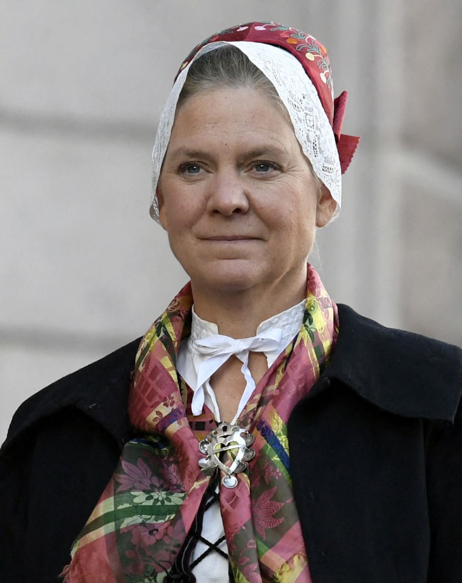 Magdalena Andersson, ministre des finances, wore a folkloric custome - Cérémonie d'Ouverture du Parlement Suédois à Stockholm, le 8 septembre 2020.