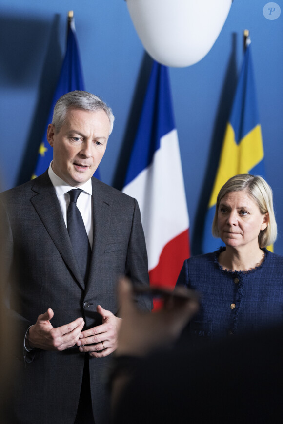 Bruno Le Maire, ministre de l'économie et des finances, rencontre son homologue suédoise Magdalena Andersson à Stockholm le 4 février 2019.