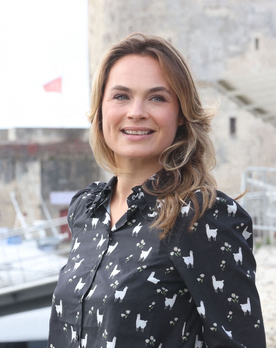 Mélanie Maudran au photocall de la série "Un si grand soleil" lors de la 23ème édition du Festival de la Fiction tv de la Rochelle. © Jean-Marc Lhomer / Bestimage