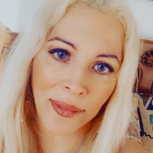 Selfie de Loana sur Instagram