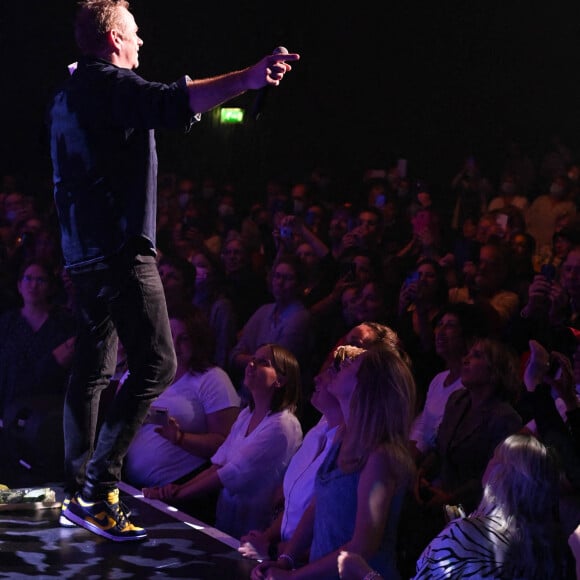 Exclusif - Garou lors du premier concert de sa tournée 2021/2022 dans toute la France, à la Salle Pleyel à Paris, le 7 octobre 2021. © Coadic Guirec/Bestimage