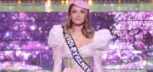 Miss Midi-Pyrénées 2021 : Hannah Friconnet, 22 ans, 1,70 m, étudiante en communication. Election Miss France 2022 sur TF1, le 11 décembre 2021.