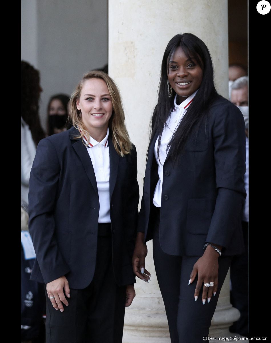Les judokas français Margaux Pinot et Madeleine Malonga - Cérémonie des médaillés olympiques et paralympiques des Jeux de Tokyo, Palais de l'Elysée, Paris, le 13 septembre 2021. © Stéphane Lemouton / Bestimage
