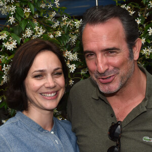 Jean Dujardin et sa femme Nathalie Péchalat au village lors des internationaux de France à Roland Garros le 10 juin 2018. © Veeren / Bestimage 