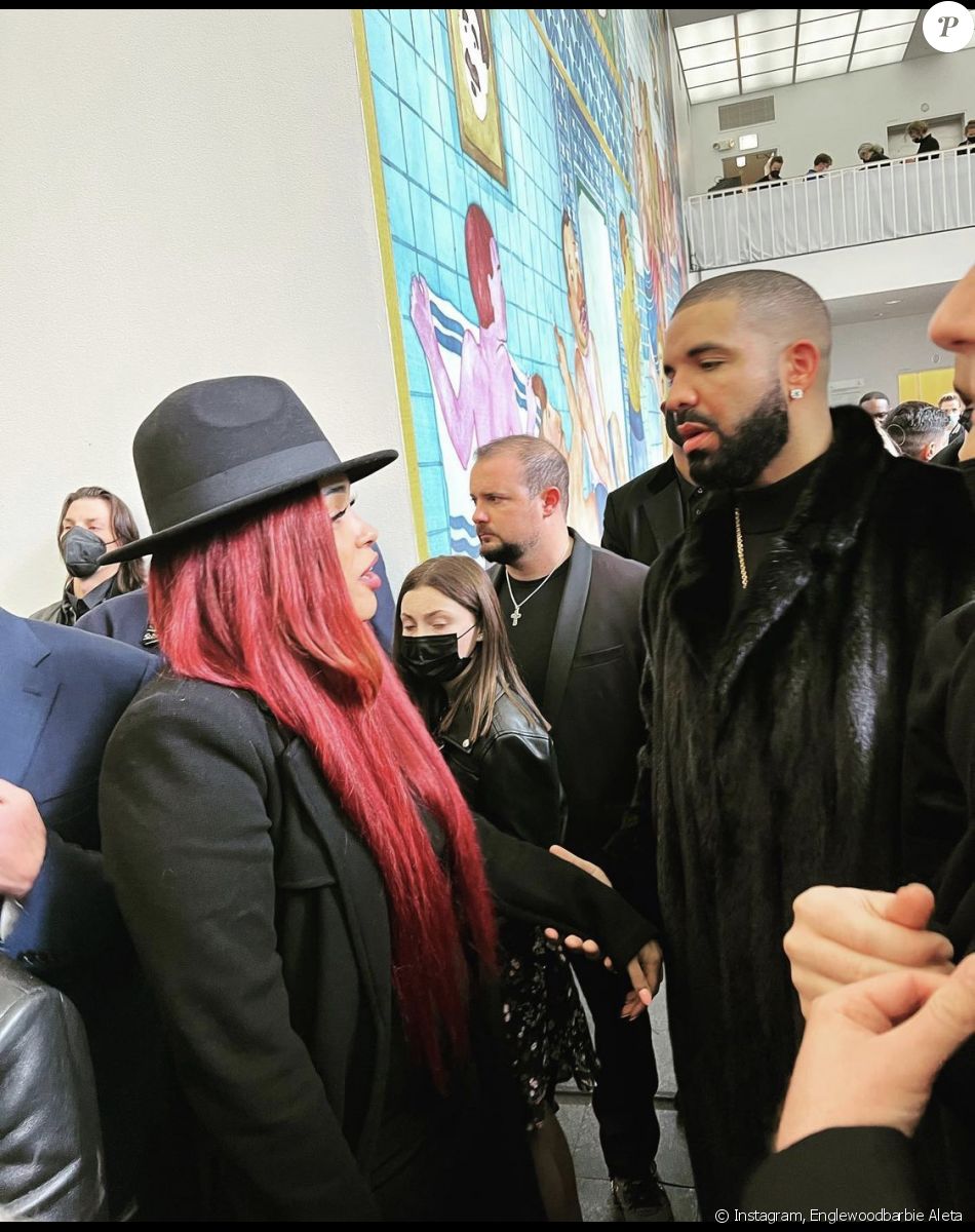 Drake a assisté aux obsèques de Virgil Abloh, lundi 6 décembre 2021 à Chicago.