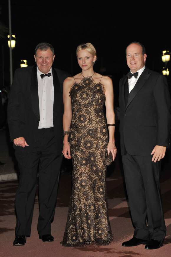 Mike Wittstock, sa fille Charlene et le prince Albert II de Monaco au gala "South Africa Night" à Monaco le 29 septembre 2012.