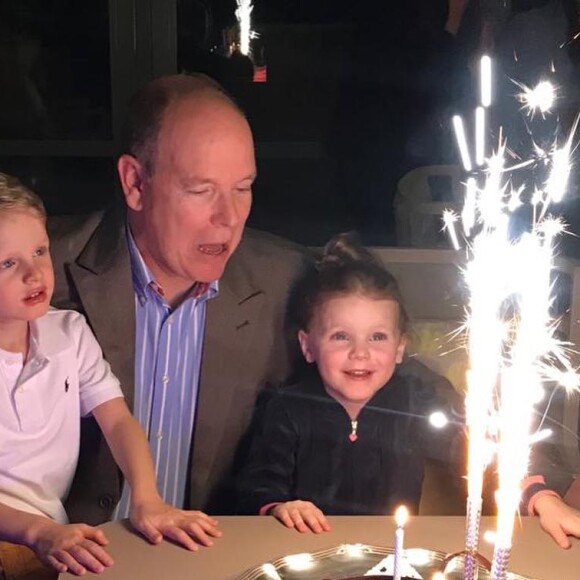 Le prince Albert et ses enfants, le prince Jacques et la princesse Gabriella, sur Instagram en 2019.