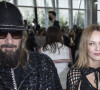 Sébastien Tellier et Vanessa Paradis assistent au défilé de mode Chanel, collection Métiers d'Art 2021-2022 au 19M. Paris, le 7 décembre 2021 © Olivier Borde / Bestimage