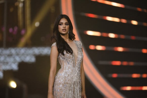 Miss Inde Harnaaz Sandhu lors du concours Miss Univers 2021 organisé à Eilat, en Israël, le 12 décembre 2021.