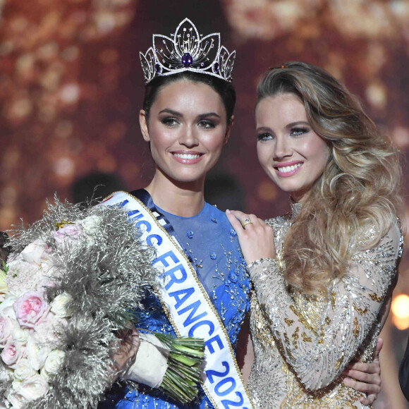 Diane Leyre élue Miss France : Miss Île-de-France couronnée.