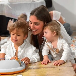 Jesta Hillmann avec ses enfants Juliann et Adriann