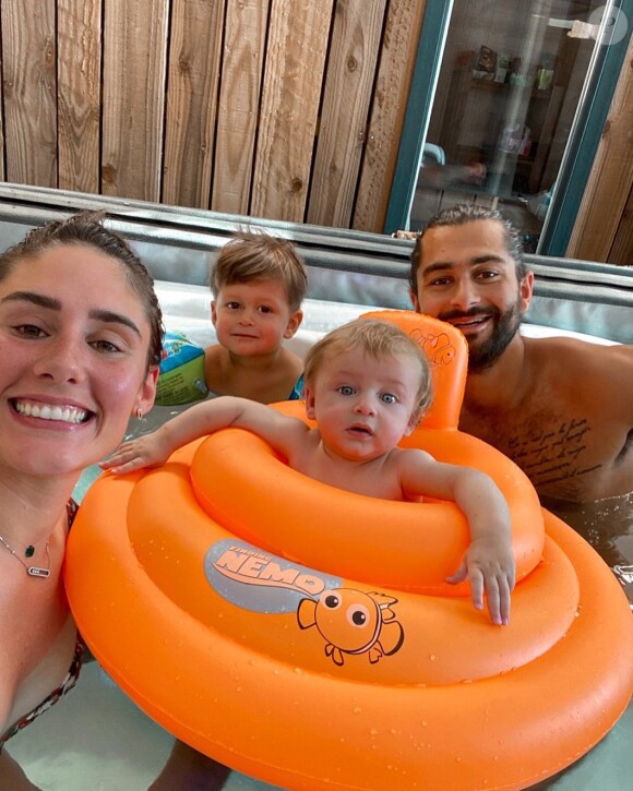 Jesta Hillmann et Benoît Assadi avec leurs enfants Juliann et Adriann