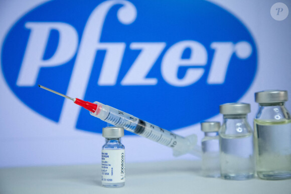 Le vaccin Pfizer utilisé pour stopper la pandémie de coronavirus (COVID-19) Le 4 mai 2021 © Luis Lima Jr/Fotoarena/Panoramic / Bestimage
