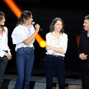 Exclusif - Julien Clerc, Carla Bruni, Vanille et Jeanne Cherhal à l'enregistrement de l'émission "La Chanson secrète 9" à la Seine musicale à Paris, diffusée le 27 novembre sur TF1 à 21h05 © Gaffiot-Moreau / Bestimage 