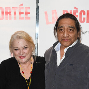 Josiane Balasko et son mari George Aguilar à la première du film "La Pièce Rapportée" au cinéma UGC Ciné Cité Les Halles à Paris, le 30 novembre 2021. © Guirec Coadic/Bestimage 