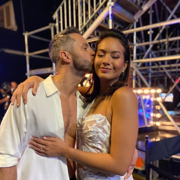 Vaimalama Chaves avec Christian Millette sur le plateau de "Danse avec les stars"
