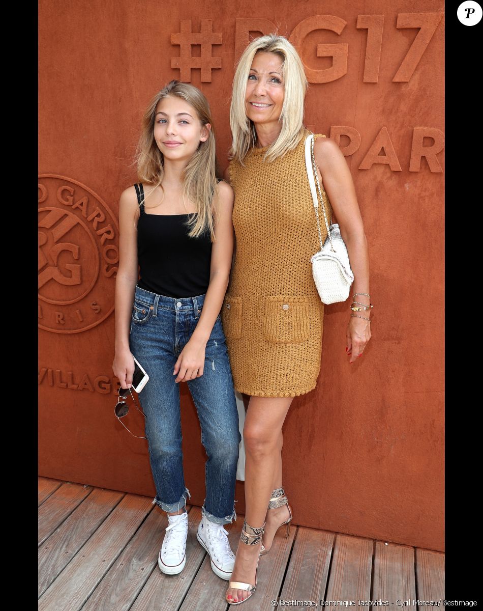 Natty Belmondo et sa fille Stella Belmondo au village lors des internationaux de France de Roland Garros à Paris, le 31 mai 2017. © Dominique Jacovides - Cyril Moreau/ Bestimage