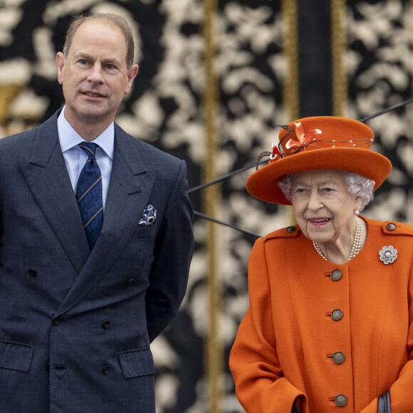 La reine Elisabeth II d'Angleterre au lancement du Queen's Baton, relais des Jeux du Commonwealth 2022, au palais de Buckingham à Londres, Royaume Uni, le 7, 2021