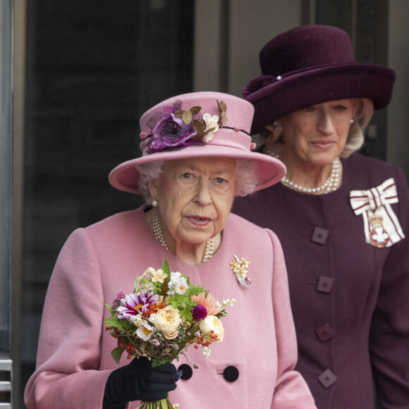 La reine Elisabeth II d'Angleterre assiste à la cérémonie d'ouverture de la sixième session du Senedd à Cardiff, Royaume Uni, 14 oc tobre 2021.