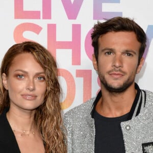 Caroline Receveur et son compagnon Hugo Philip - Photocall du "Etam Live Show 2018" aux Beaux-Arts à Paris, le 25 septembre 2018. © Rachid Bellak/Bestimage