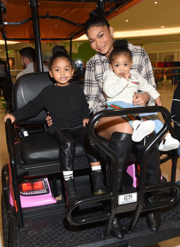 Chanel Iman et ses filles Cali Clay et Cassie Snow à East Rutherford, le 15 décembre 2021.