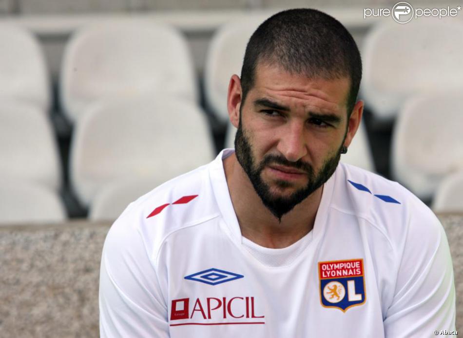 Lisandro Lopez De L Olympique Lyonnais Fait Partie Des