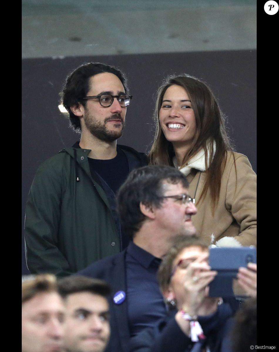 Thomas Hollande et sa compagne Emilie Broussouloux lors du match de Rugby France - Nouvelle Zélande (18-38) au stade de France à Saint-Denis le 11 novembre 2017.