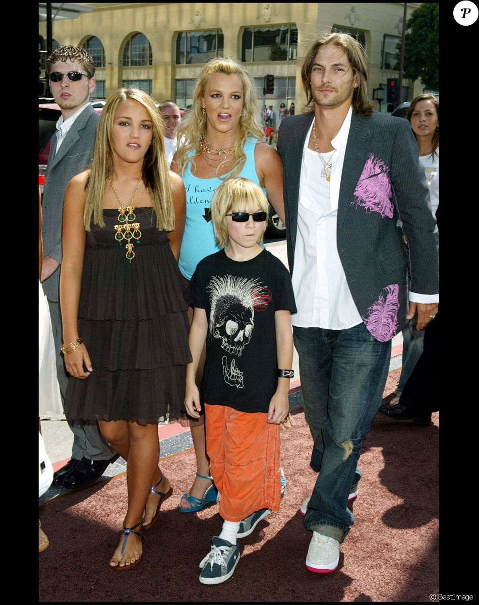 Britney Spears, Kevin Federline et Jamie Lynn Spears - Première du film "Charlie et la chocolaterie" à Hollywood.