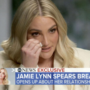 Jamie Lynn Spears, les larmes aux yeux, évoque ses rapports avec sa soeur Britney dans une interview pour la chaîne américaine ABC News. Los Angeles. Le 11 janvier 2022.