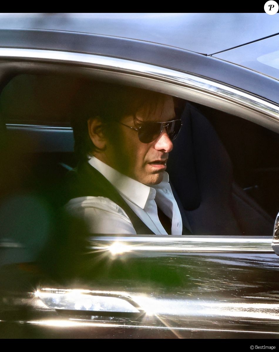 John Stamos - La famille et les amis se réunissent pour les funérailles de Bob Saget au "Mt. Sinai Memorial Parks and Mortuaries" à Los Angeles, le 14 janvier 2022.