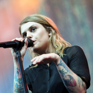 Coeur de Pirate en concert lors du 67ème festival "Nuits du Sud", place du Grand Jardin, à Vence. Le 2 août 2019 © Lionel Urman / Bestimage