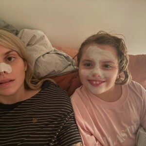 Coeur de pirate et sa fille Romy sur Instagram, 2021.