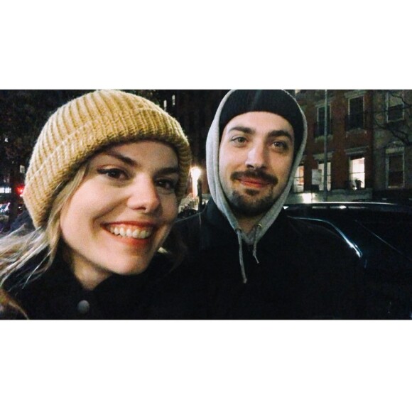 Coeur de pirate et son compagnon Marc Flynn sur Instagram, décembre 2020.