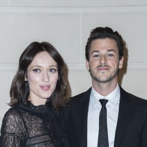 Gaspard Ulliel et sa compagne Gaëlle Pietri - Photocall lors du deuxième défilé Chanel "Métiers d'Art" au Ritz à Paris, France, le 6 décembre 2016.