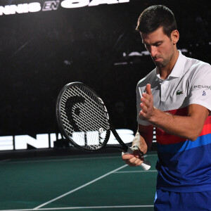 Novak Djokovic remporte la finale homme du Rolex Paris Masters face à Daniil Medvedev le 7 novembre 2021. © Veeren/Bestimage