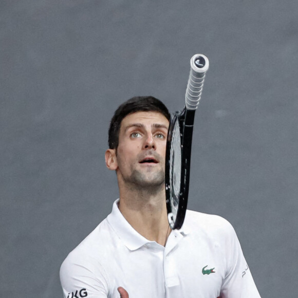 Novak Djokovic remporte la finale homme du Rolex Paris Masters face à Daniil Medvedev le 7 novembre 2021 © Aurélien Morissard / Panoramic / Bestimage