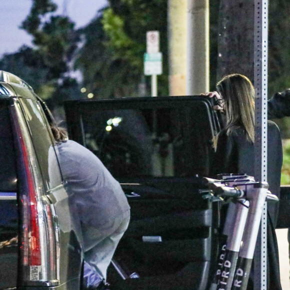 Angelina Jolie et sa fille Shiloh font du shopping à Los Angeles le 24 janvier 2022.