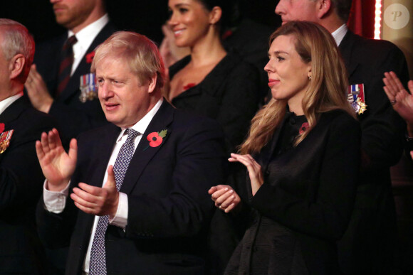 Boris Johnson, Premier ministre et sa compagne Carrie Symonds - La famille royale assiste au Royal British Legion Festival of Remembrance au Royal Albert Hall à Kensington, Londres, le 9 novembre 2019.