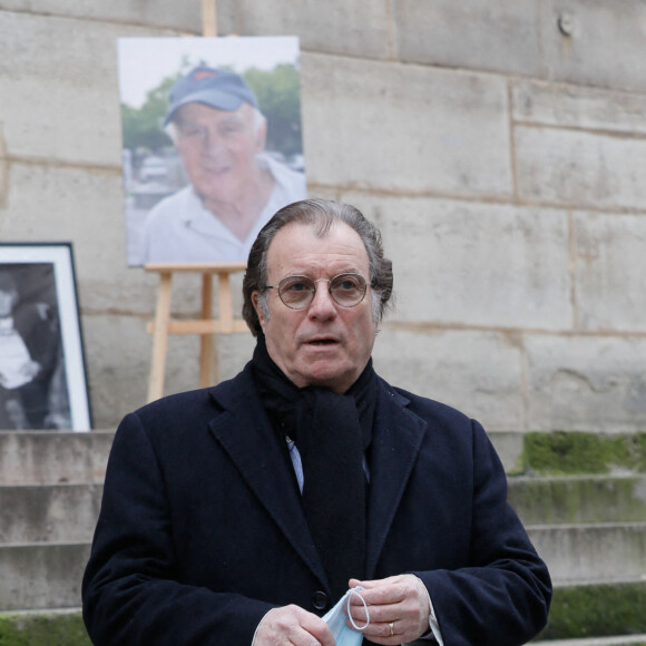 Daniel Russo - Arrivées à la messe hommage à Rémy Julienne en l'église Saint-Roch à Paris le 5 mars 2021.