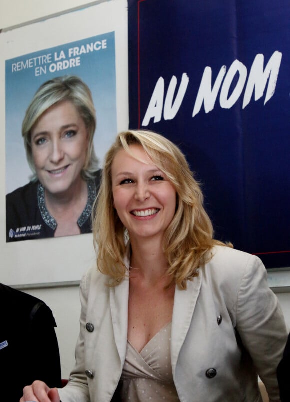 Marion Maréchal-Le Pen participe à un meeting du Front National à Bayonne le 11 Avril 2017 dans le cadre du soutien à Marine Le Pen candidate pour le FN aux elections Presidentielles de 2017.