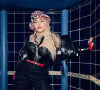 Madonna ne cesse de publier des photos sexy sur Instagram. Ses abonnés se demandent si elle cache une opération de chirurgie esthétique ?